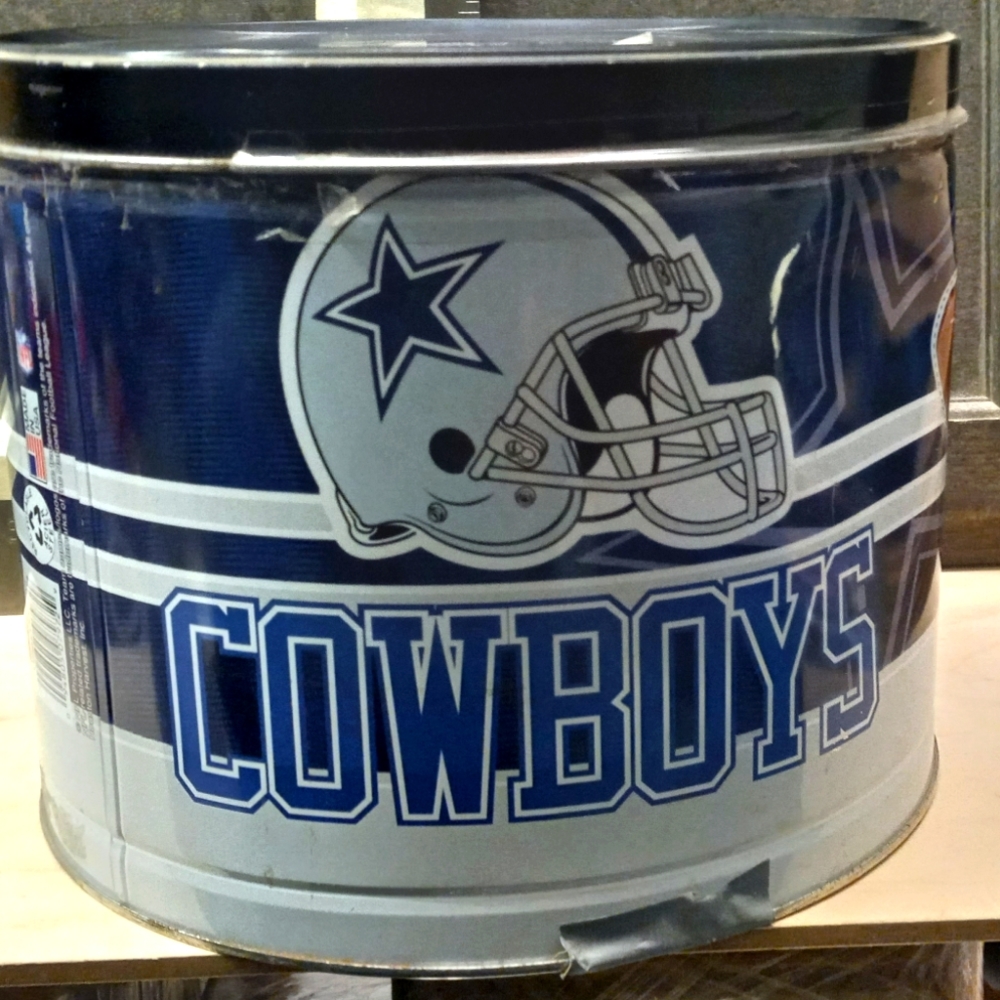 Vintage Dallas Cowboys Collectible popcorn Tin